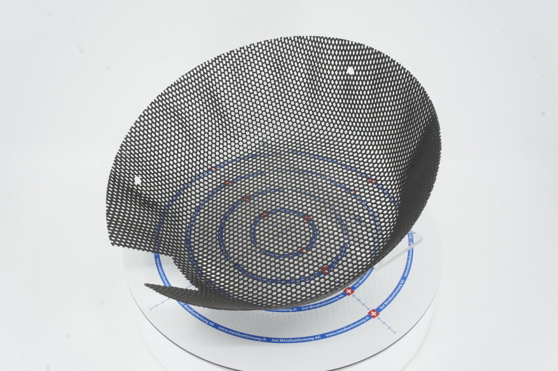 002_Ansauggitter.JPG