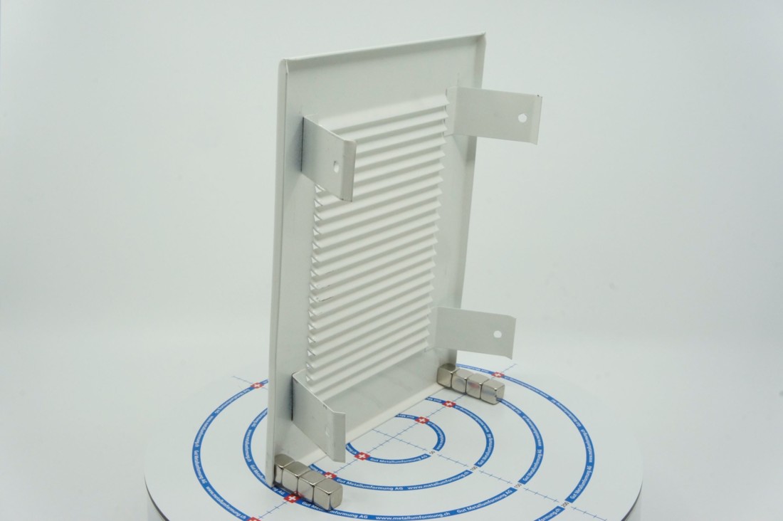024_Lueftungsgitter_2400.JPG