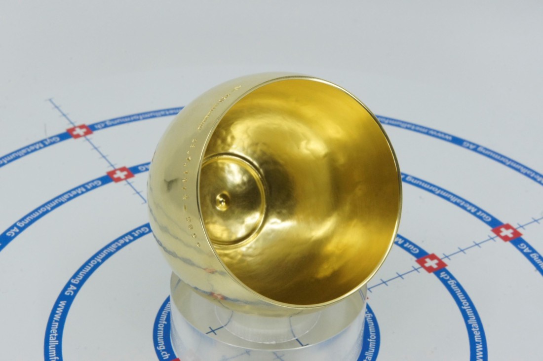 054_Zunftbecher_Gold_2400.JPG